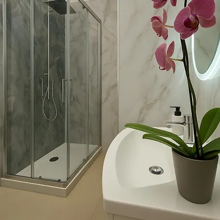 בית הארחה Sea Pearl Luxury - Cinque Terre 4*